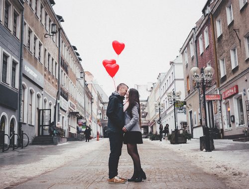 Where to take romantic pictures for Valentine's day