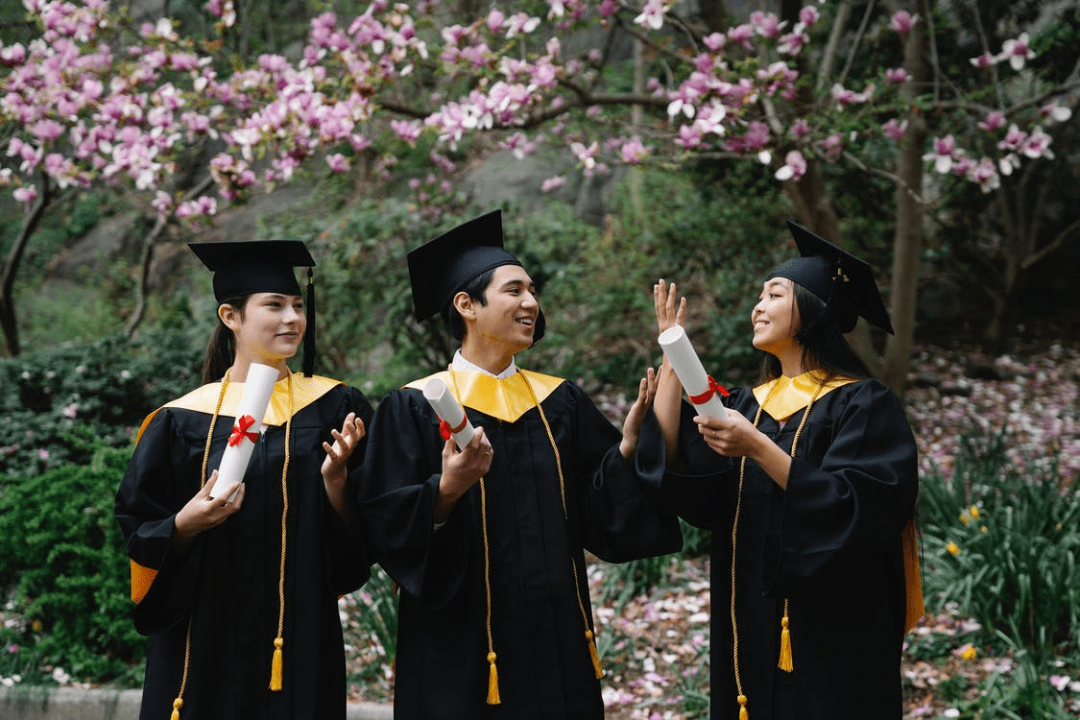 Graduation Photoshoot Singapore Ideas