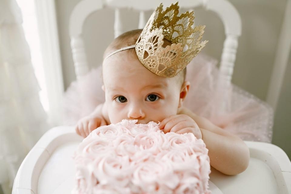  Baby with birthday crown