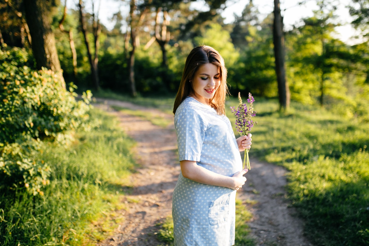  Timeless Maternity Photography: Empowering Women Through Captured Moments