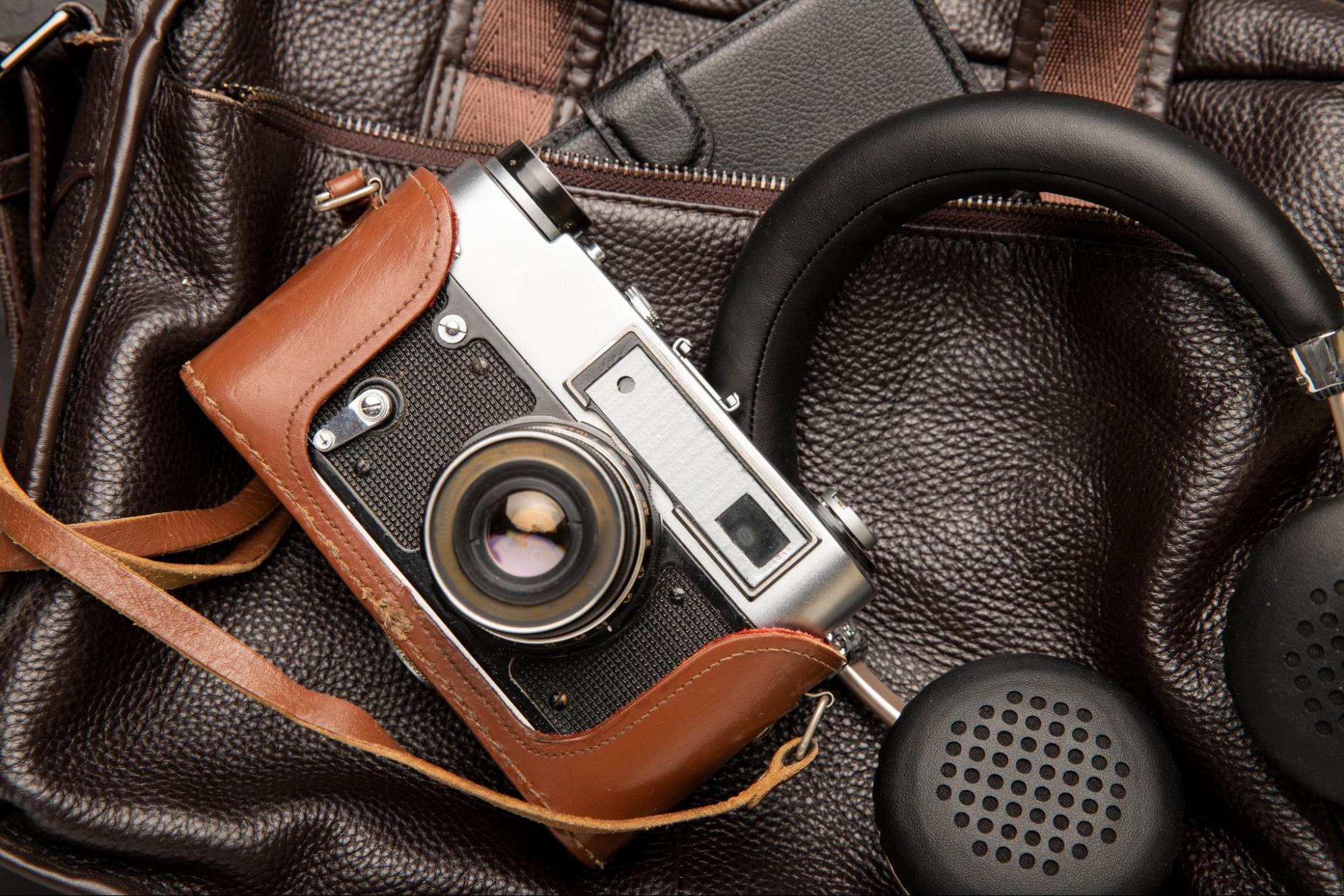 Personalized Camera Strap: Inspiring Farewell Gifs